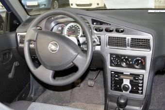 2009 Daewoo Nexia Pictures
