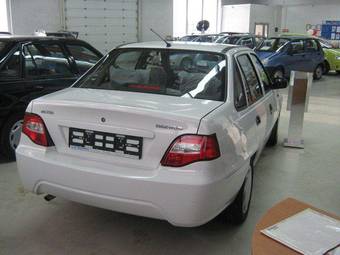 2009 Daewoo Nexia Images