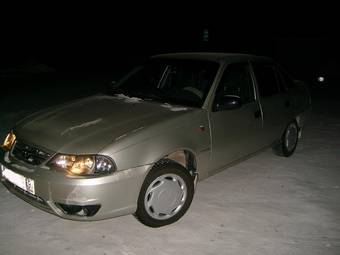 2009 Daewoo Nexia Photos