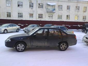 2009 Daewoo Nexia Photos