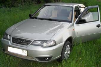 2009 Daewoo Nexia Pictures