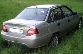 2009 Daewoo Nexia Photos