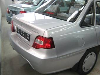 2010 Daewoo Nexia Photos