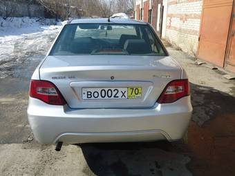 2010 Daewoo Nexia Photos