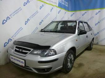 2010 Daewoo Nexia Photos