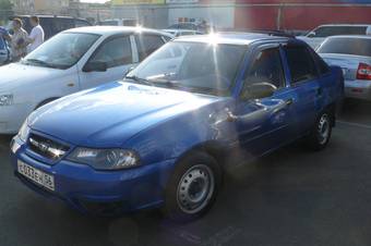 2010 Daewoo Nexia Photos