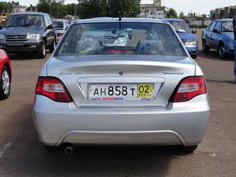 2010 Daewoo Nexia Photos