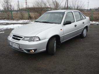 2011 Daewoo Nexia Photos