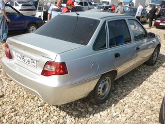 2011 Daewoo Nexia Photos