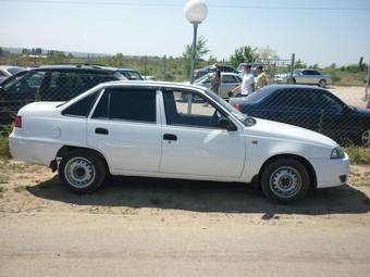 2011 Daewoo Nexia Pictures