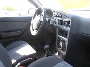 2011 Daewoo Nexia Photos