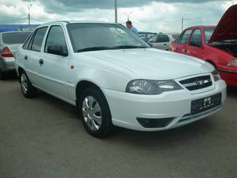 2011 Daewoo Nexia Photos