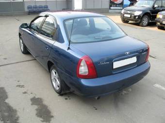 1997 Daewoo Nubira Images