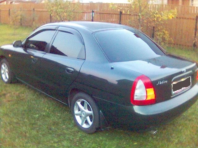 1998 Daewoo Nubira