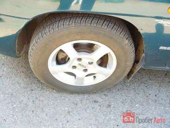 1998 Daewoo Nubira Photos