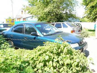 1998 Daewoo Nubira Pics