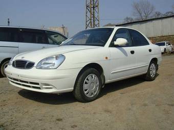 2001 Daewoo Nubira Pictures