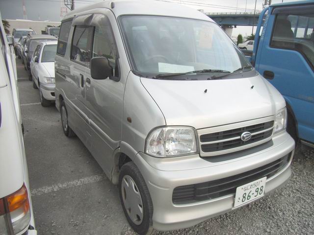 2001 Daihatsu Atrai Pictures