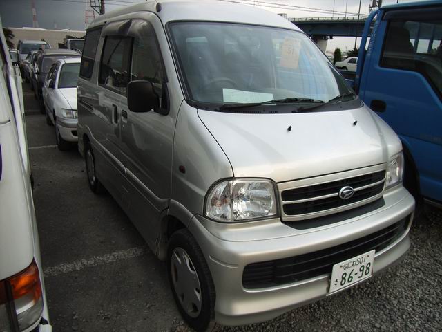 2001 Daihatsu Atrai Pics