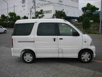 2003 Daihatsu Atrai For Sale