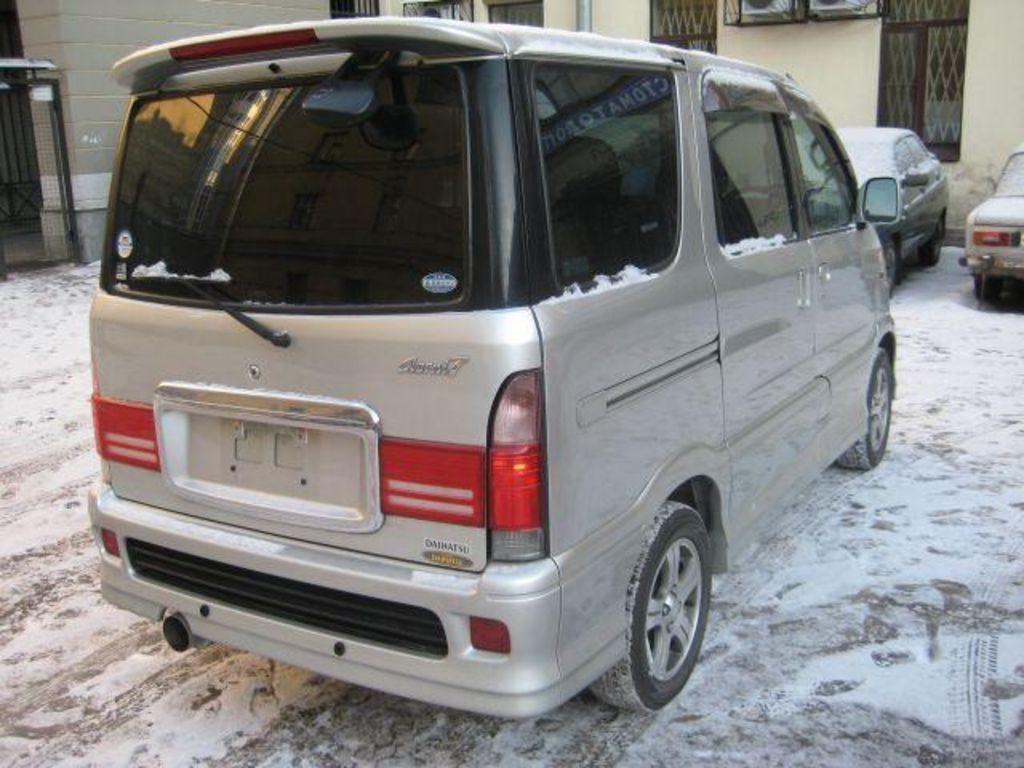 2002 Daihatsu ATRAI7