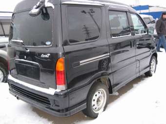 2002 Daihatsu ATRAI7 Pics