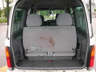 2003 Daihatsu ATRAI7 Photos