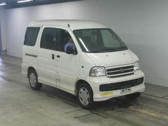 2004 Daihatsu ATRAI7 Photos