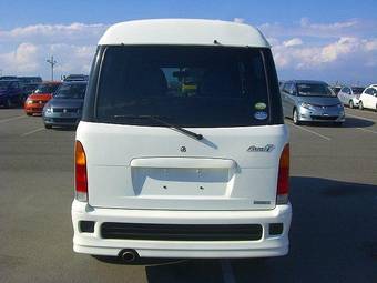 2004 Daihatsu ATRAI7 Photos