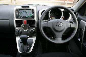 2006 Daihatsu Be-Go Photos