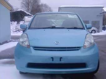 2004 Daihatsu Boon Photos