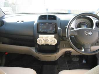 2004 Daihatsu Boon Photos