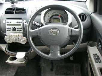 2004 Daihatsu Boon Pictures