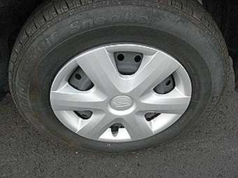 2005 Daihatsu Boon Photos