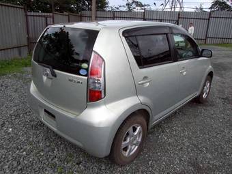 2005 Daihatsu Boon Photos