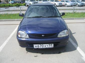 1998 Daihatsu Charade Photos