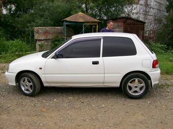 1999 Daihatsu Charade Pictures