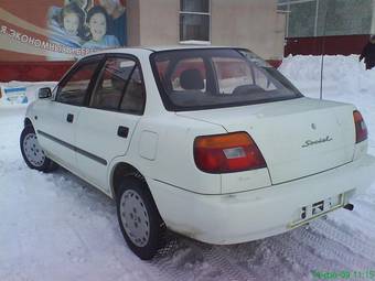 1995 Daihatsu Charade Social Pictures