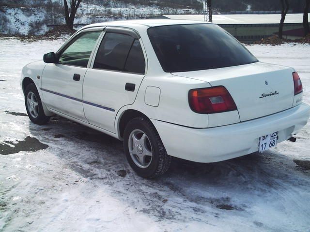 1998 Daihatsu Charade Social