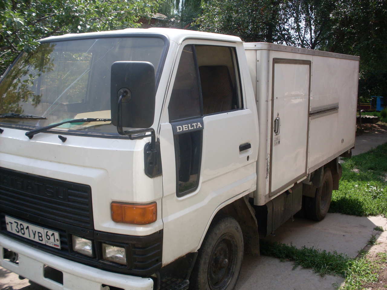 Daihatsu delta грузовик