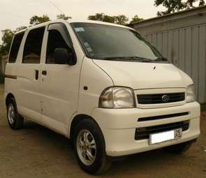 2001 Daihatsu Hijet Photos