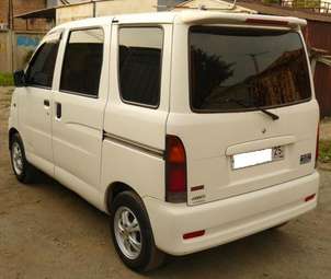 2001 Daihatsu Hijet Pictures