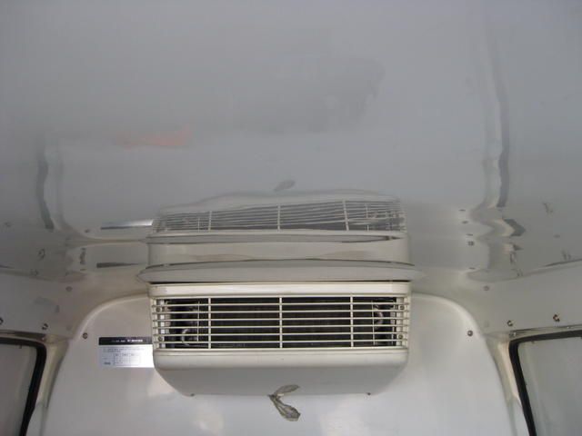 2002 Daihatsu Hijet