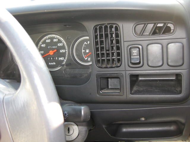 2002 Daihatsu Hijet