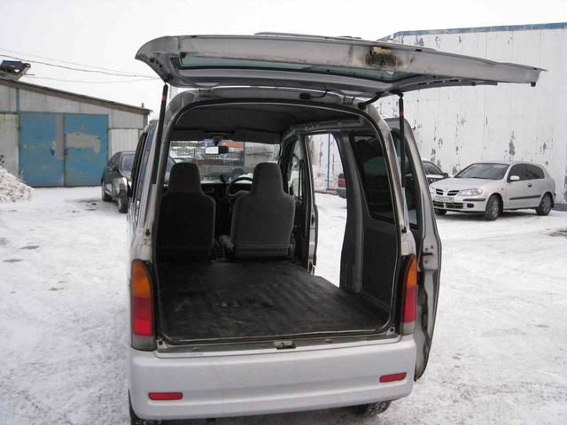 2003 Daihatsu Hijet