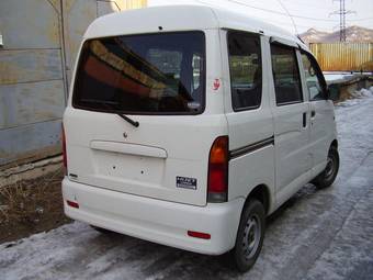 2004 Daihatsu Hijet Photos