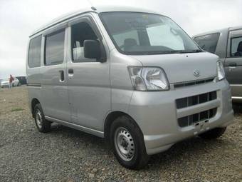 2005 Daihatsu Hijet Photos