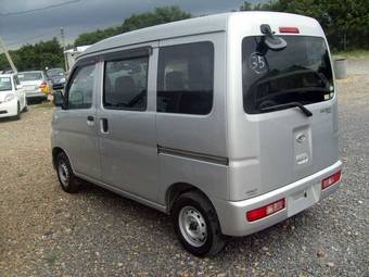 2005 Daihatsu Hijet Photos