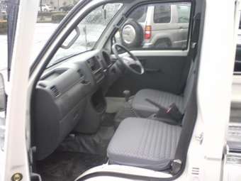 2006 Daihatsu Hijet Photos