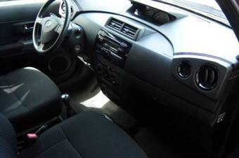 2007 Daihatsu Materia Photos